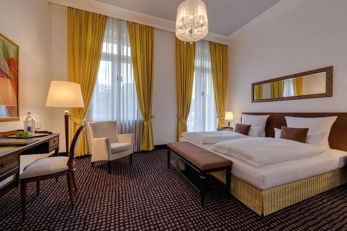Elegance Parkseite Doppelzimmer in Baden-Baden | Hotel am Sophienpark