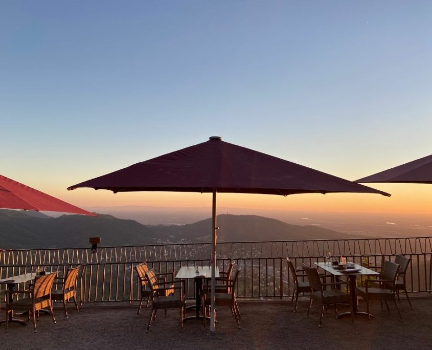 Baden-Baden bietet viele tolle Spots für grandiose Sonnenuntergänge. Der Merkur ist der schönste