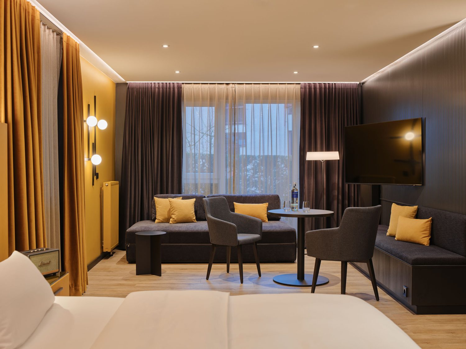 Die Hotel am Sophienpark Dependance in Baden-Baden biete als Superior Zimmer Raum für die Familie. Mit Schlafsofa und 