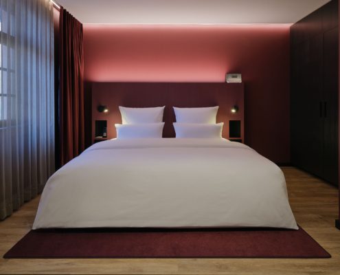 In der hotel am Sophienpark Dependance am ende des hotelparks bieten Superior Zimmer stylischen Komfort mitten in Baden-Baden